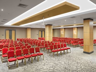 Ramada Plaza By Wyndham 5*